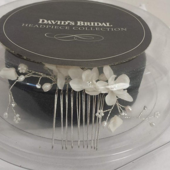 David's Bridal Hair Comb Headpiece Collection 2 hair combs - Picture 9 of 10